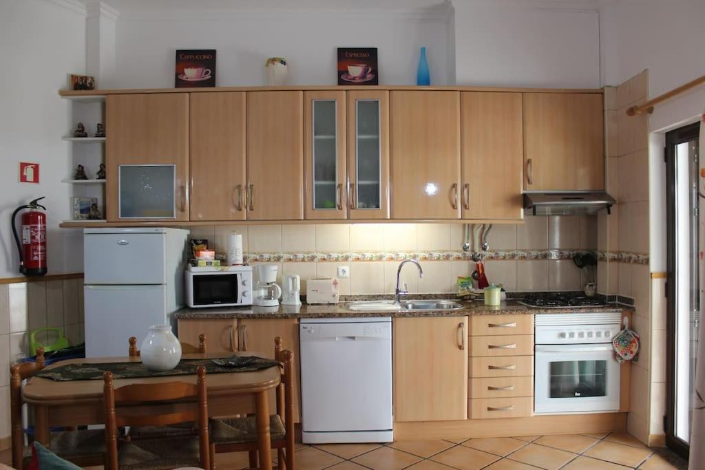Nice Studio, Large Terrace & Beautiful Pool Lagos Buitenkant foto
